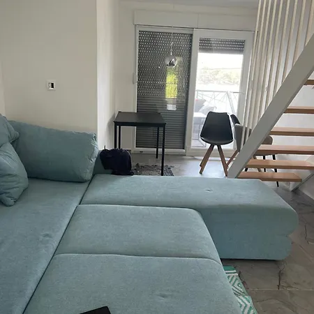 Apartament Mahar Molat